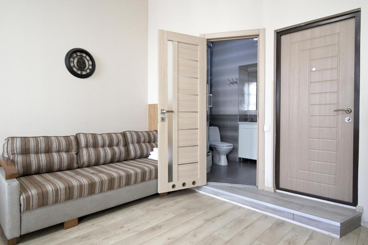 Buk Apartments On Doroshenka 25 Lviv Eksteriør billede